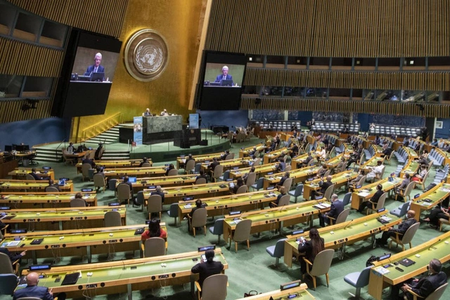 Генассамблея ООН приняла резолюцию по борьбе с героизацией нацизма